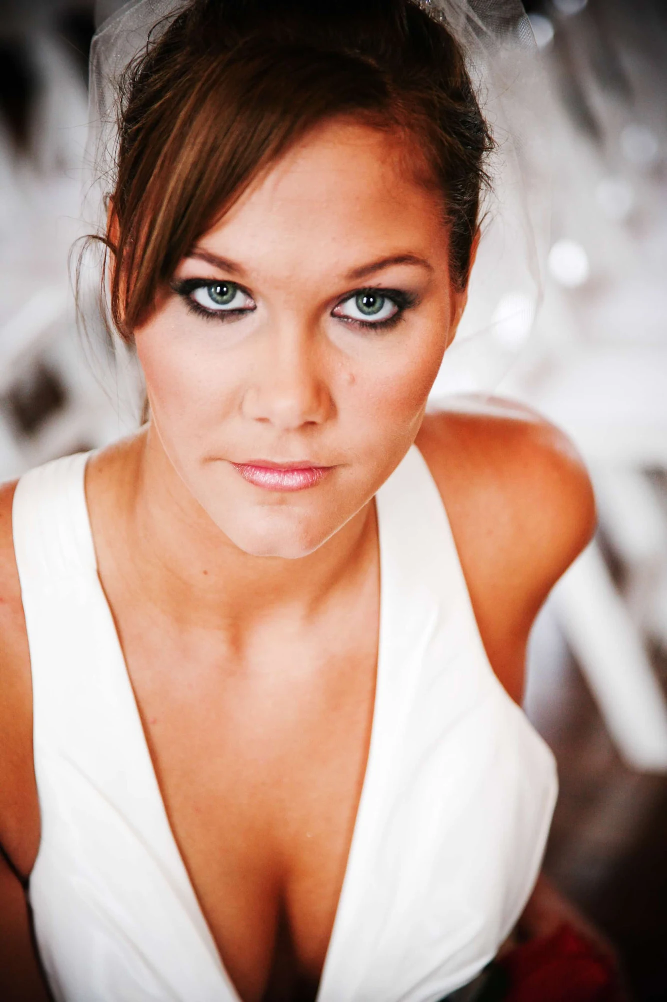 A bride wearing a natural makeup look by Rockelle