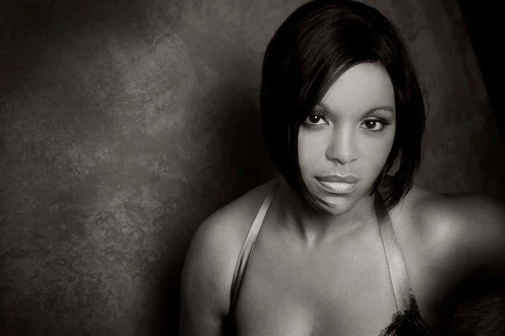 Black and white beauty portrait from Rockelle’s portfolio
